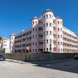 Parque Dos Reis Apartment